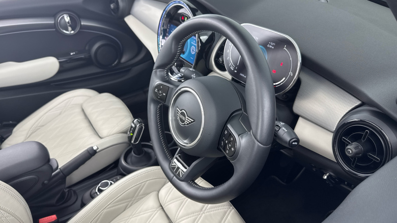 MINI Cooper 1.5 C Classic [Level 2] 3dr Auto Petrol Hatchback